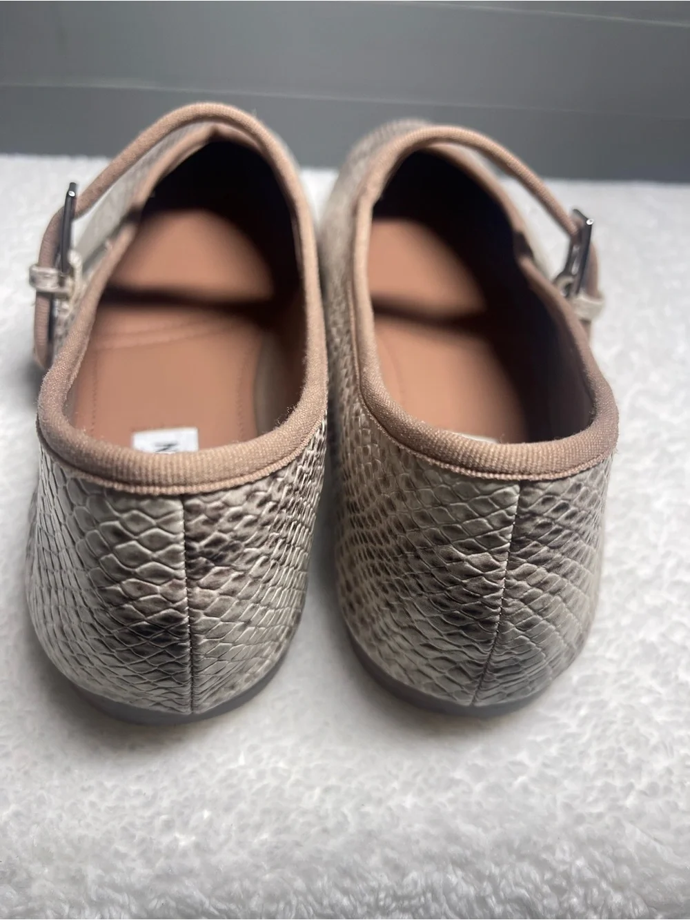 Steve Madden Judee Snake Mary Jane Flats 7.5